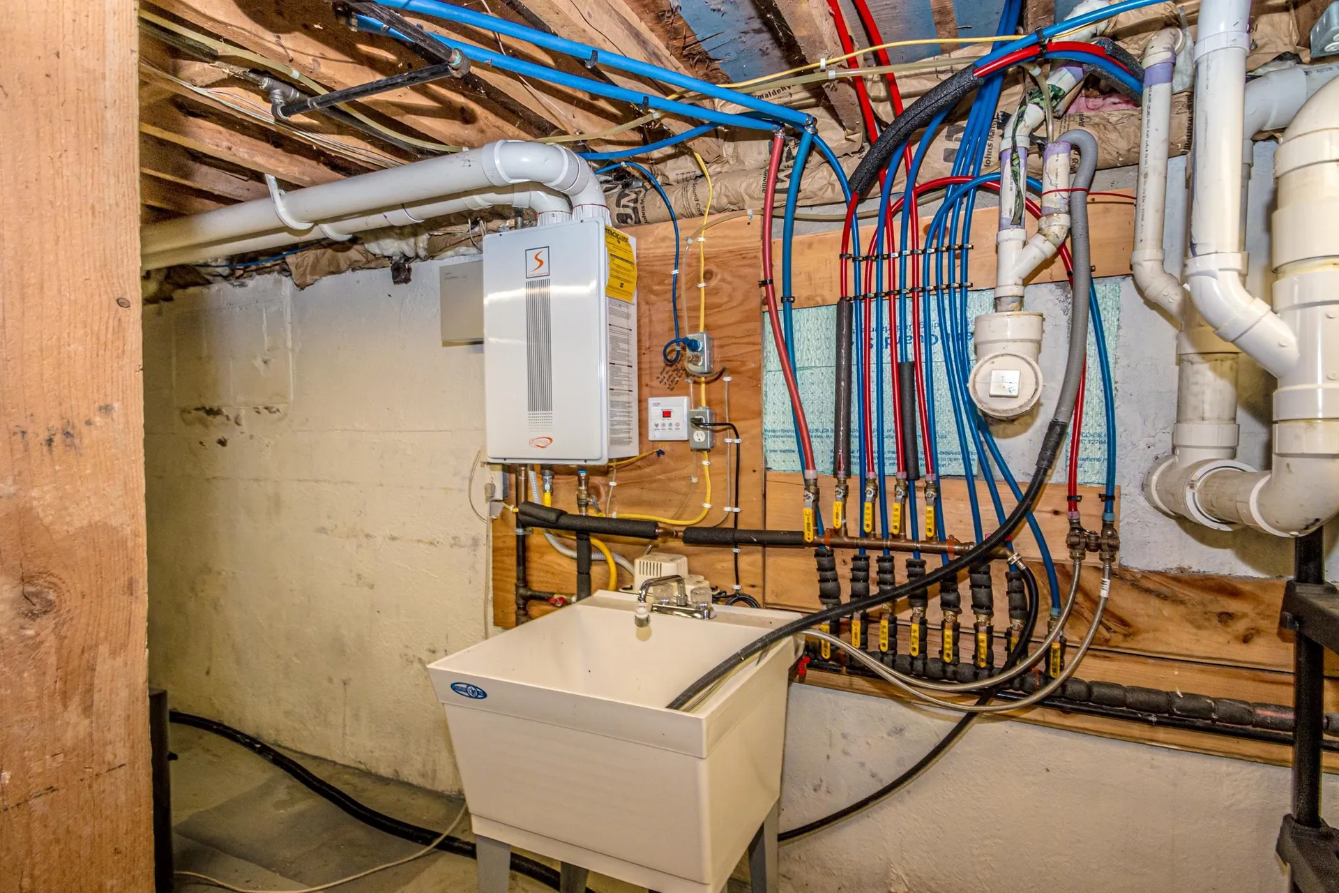 101 Chipmunk Lane Tamworth NH 03817