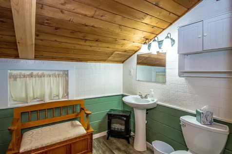 101 Chipmunk Lane Tamworth NH 03817