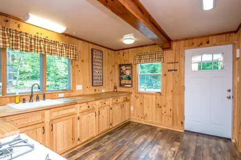 101 Chipmunk Lane Tamworth NH 03817