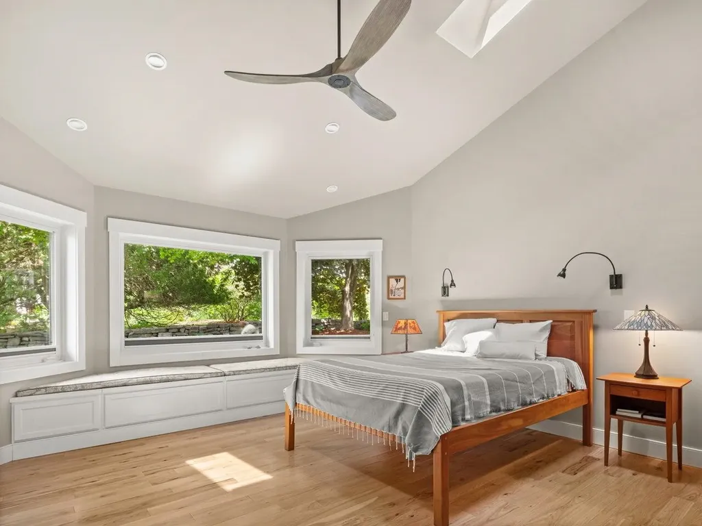 559 West Shore Road South Hero VT 05486