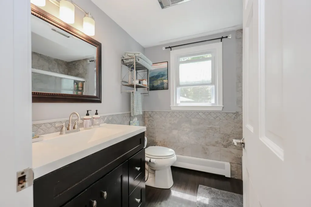 10 Glendale Circle Plaistow NH 03865