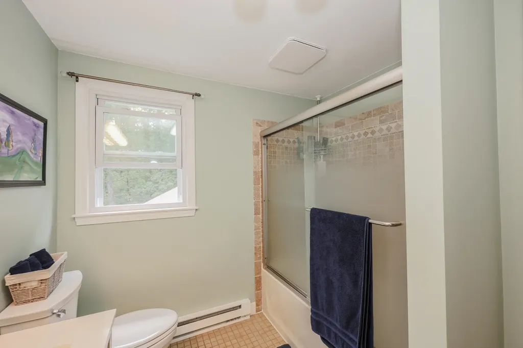 10 Glendale Circle Plaistow NH 03865