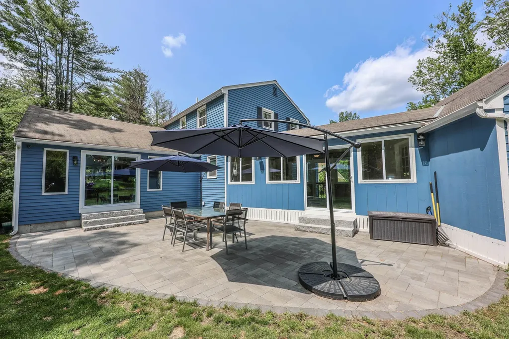 10 Glendale Circle Plaistow NH 03865