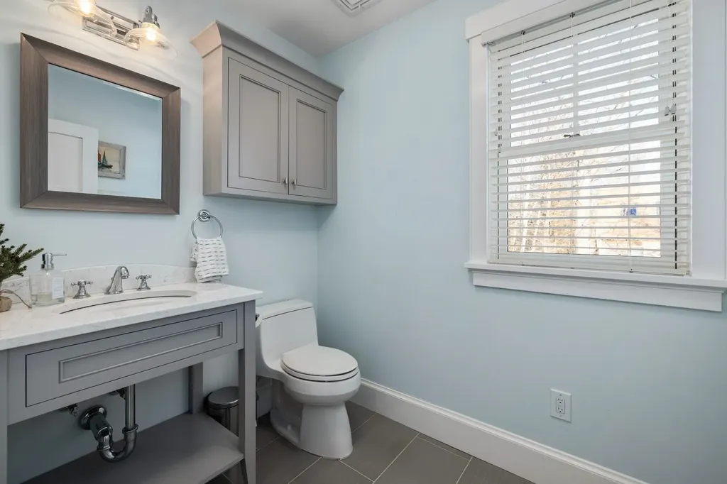 34 Appledore Avenue Rye NH 03870