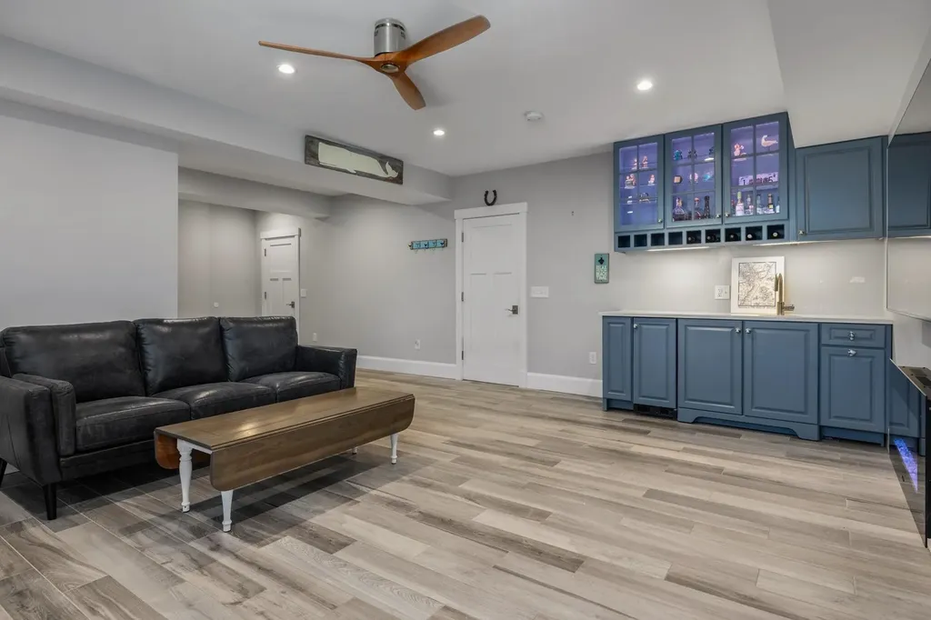 34 Appledore Avenue Rye NH 03870