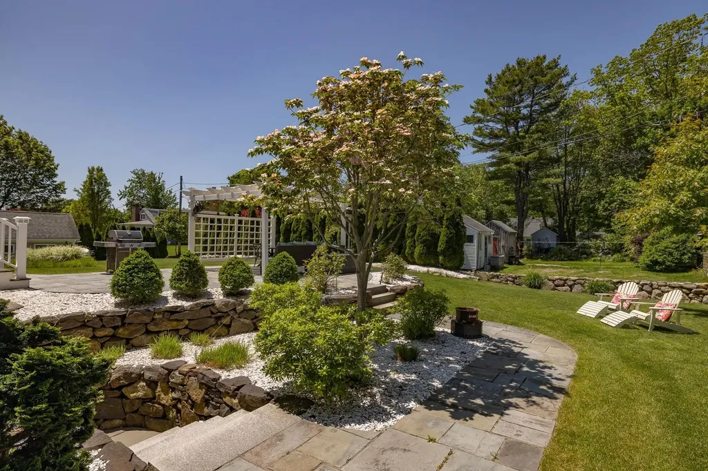 34 Appledore Avenue Rye NH 03870