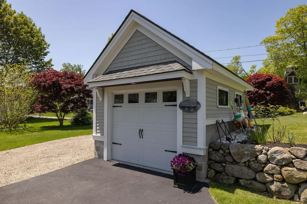 34 Appledore Avenue Rye NH 03870