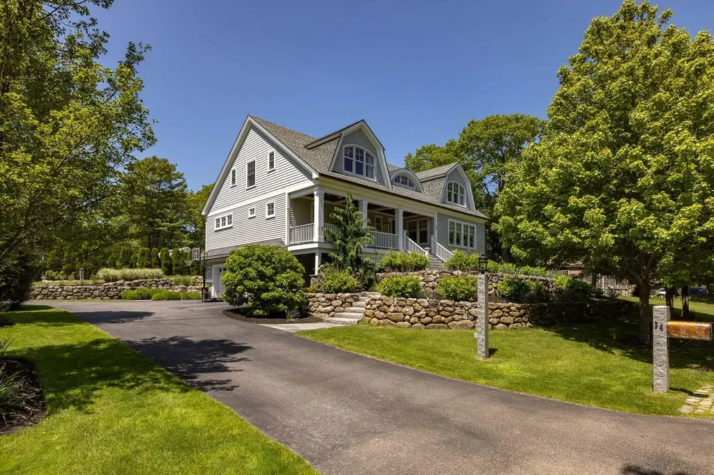 34 Appledore Avenue Rye NH 03870
