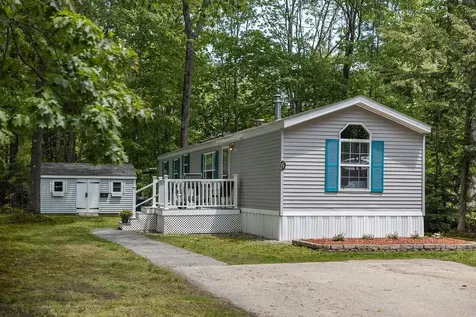 6 Marilyn Drive Concord NH 03303