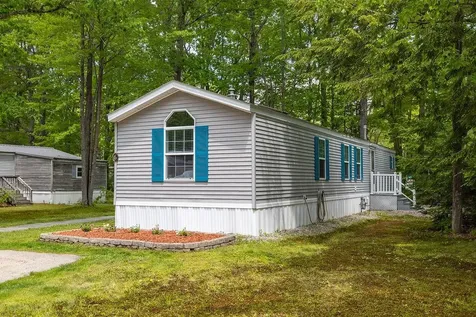 6 Marilyn Drive Concord NH 03303