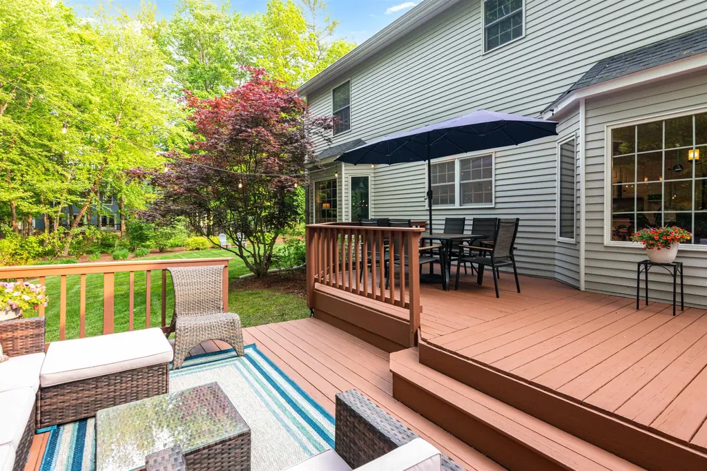 24 Lida Drive Essex VT 05452