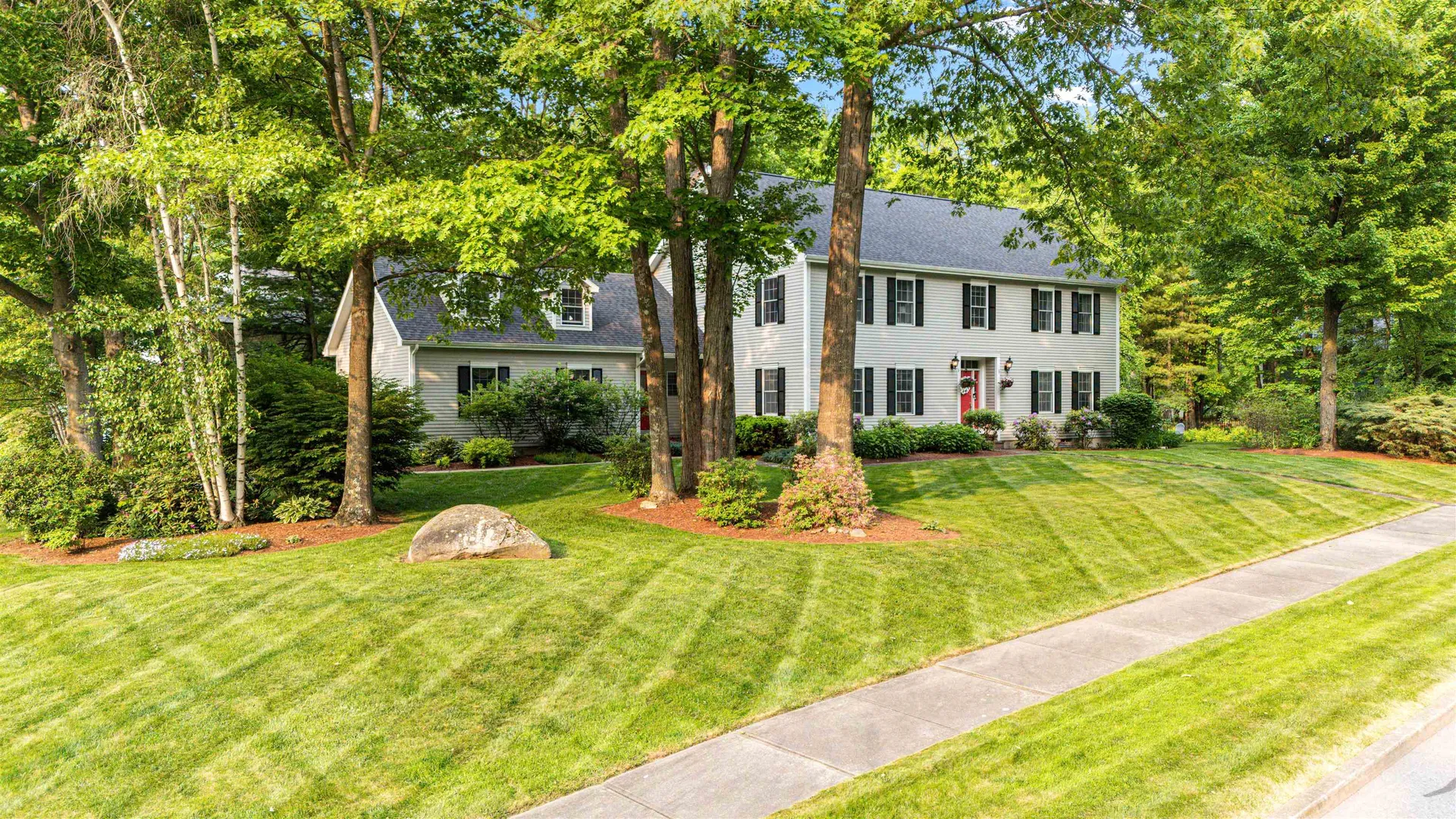 24 Lida Drive Essex VT 05452