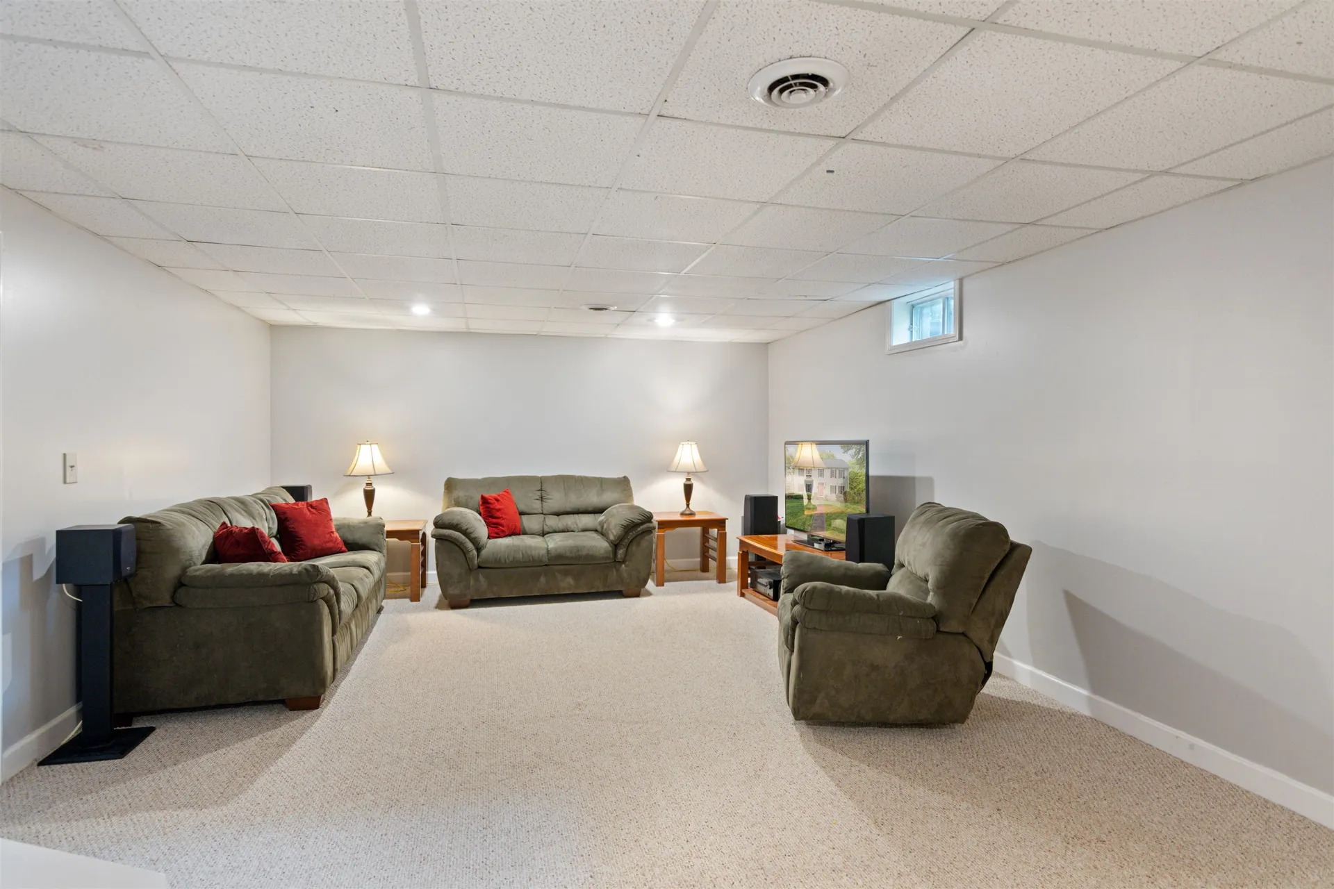 24 Lida Drive Essex VT 05452