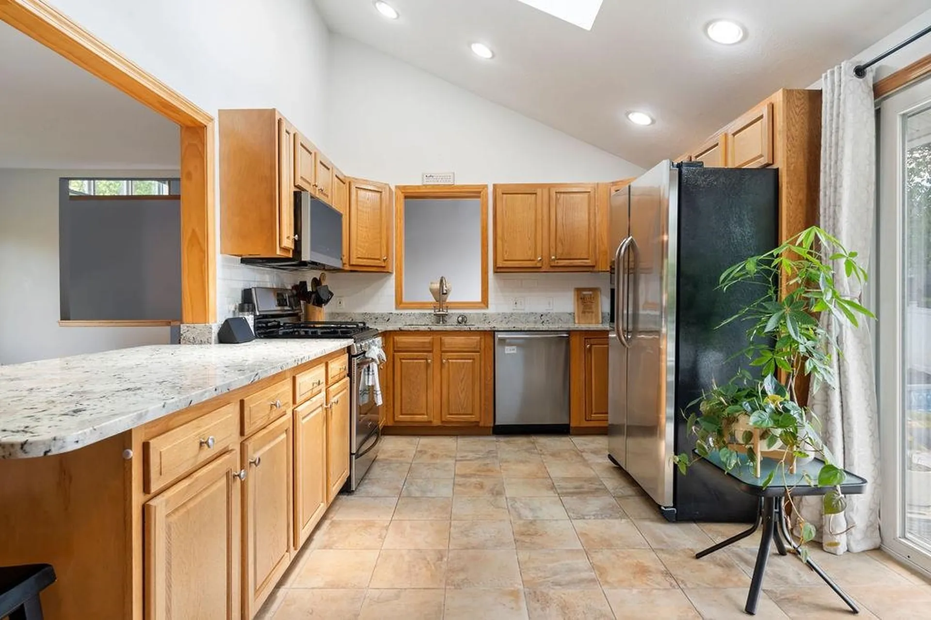 19 Westray Drive Nashua NH 03062