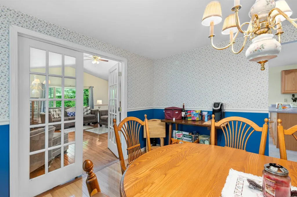 289 Davis Hill Road Conway NH 03813-0784