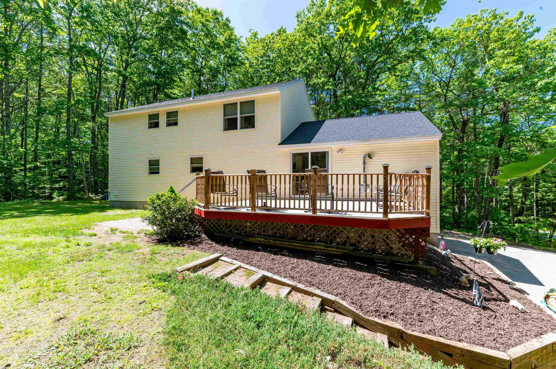 289 Davis Hill Road Conway NH 03813-0784