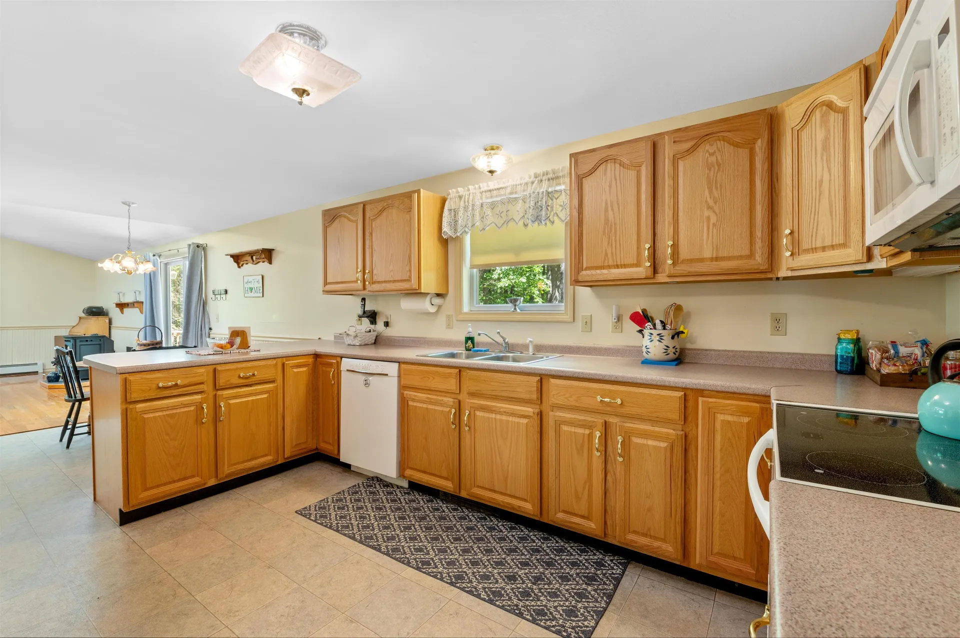 289 Davis Hill Road Conway NH 03813-0784