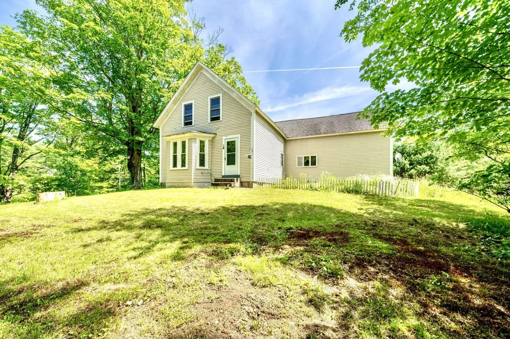 14 Coach Road Greenfield NH 03047