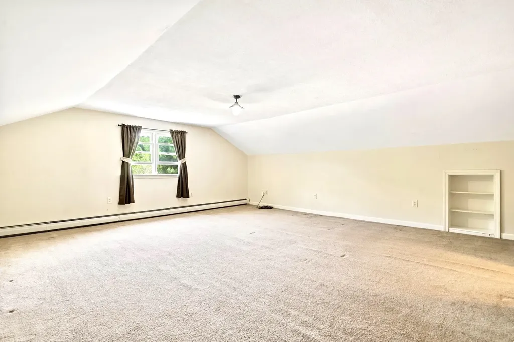 14 Coach Road Greenfield NH 03047