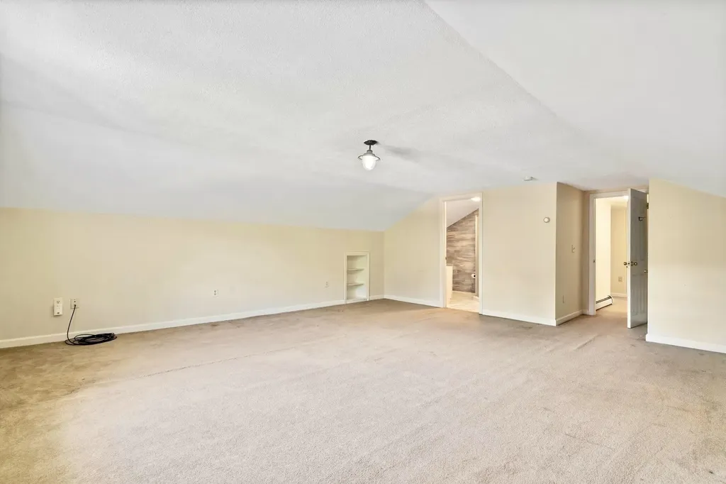 14 Coach Road Greenfield NH 03047