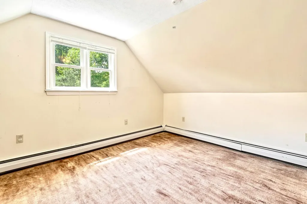 14 Coach Road Greenfield NH 03047