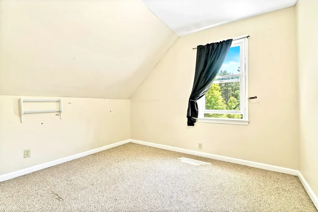 14 Coach Road Greenfield NH 03047