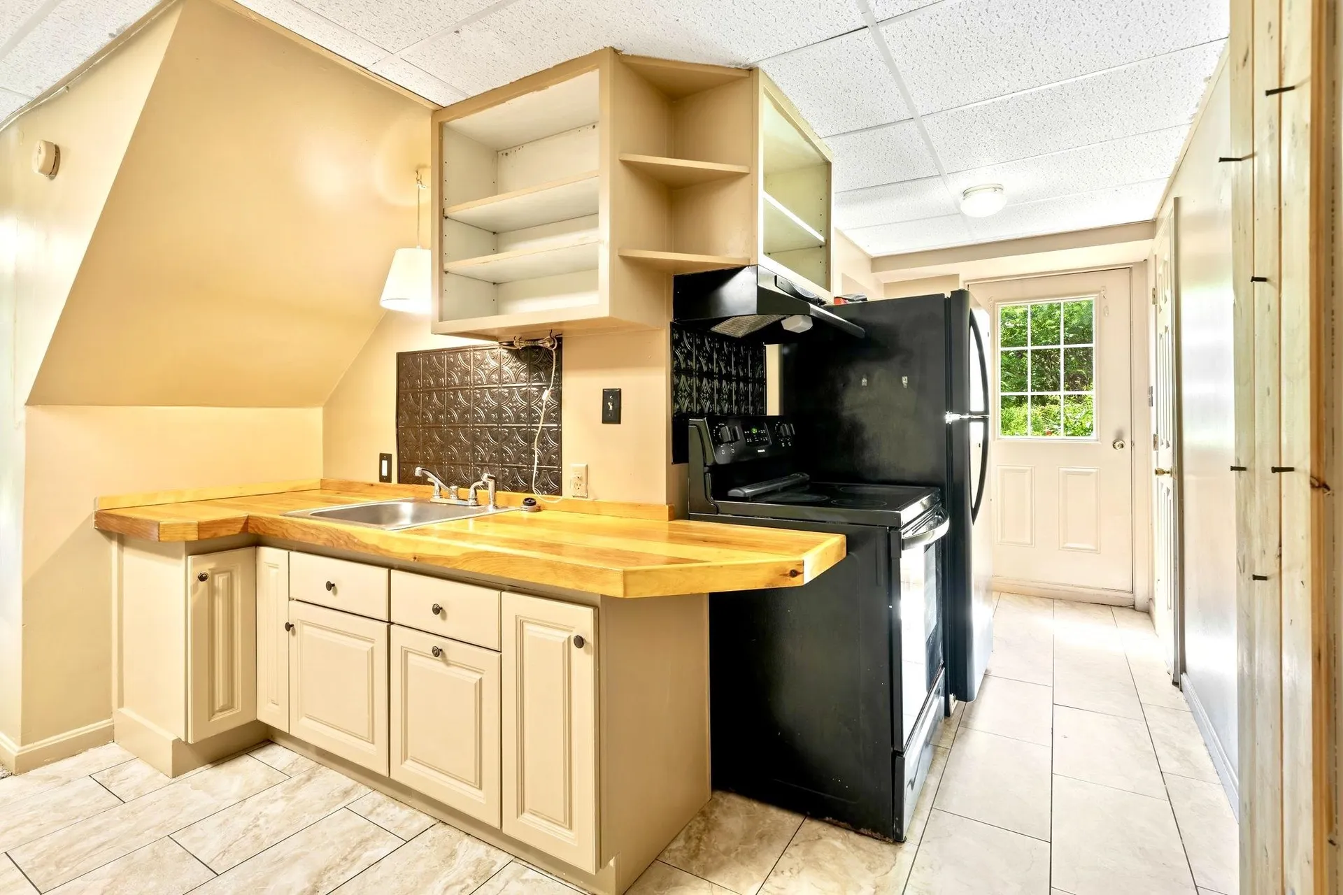 14 Coach Road Greenfield NH 03047