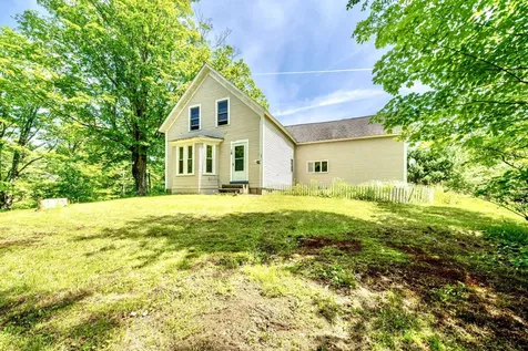 14 Coach Road Greenfield NH 03047