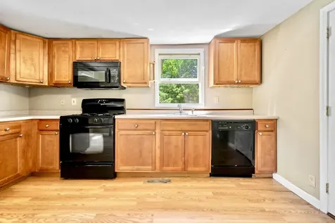 14 Coach Road Greenfield NH 03047