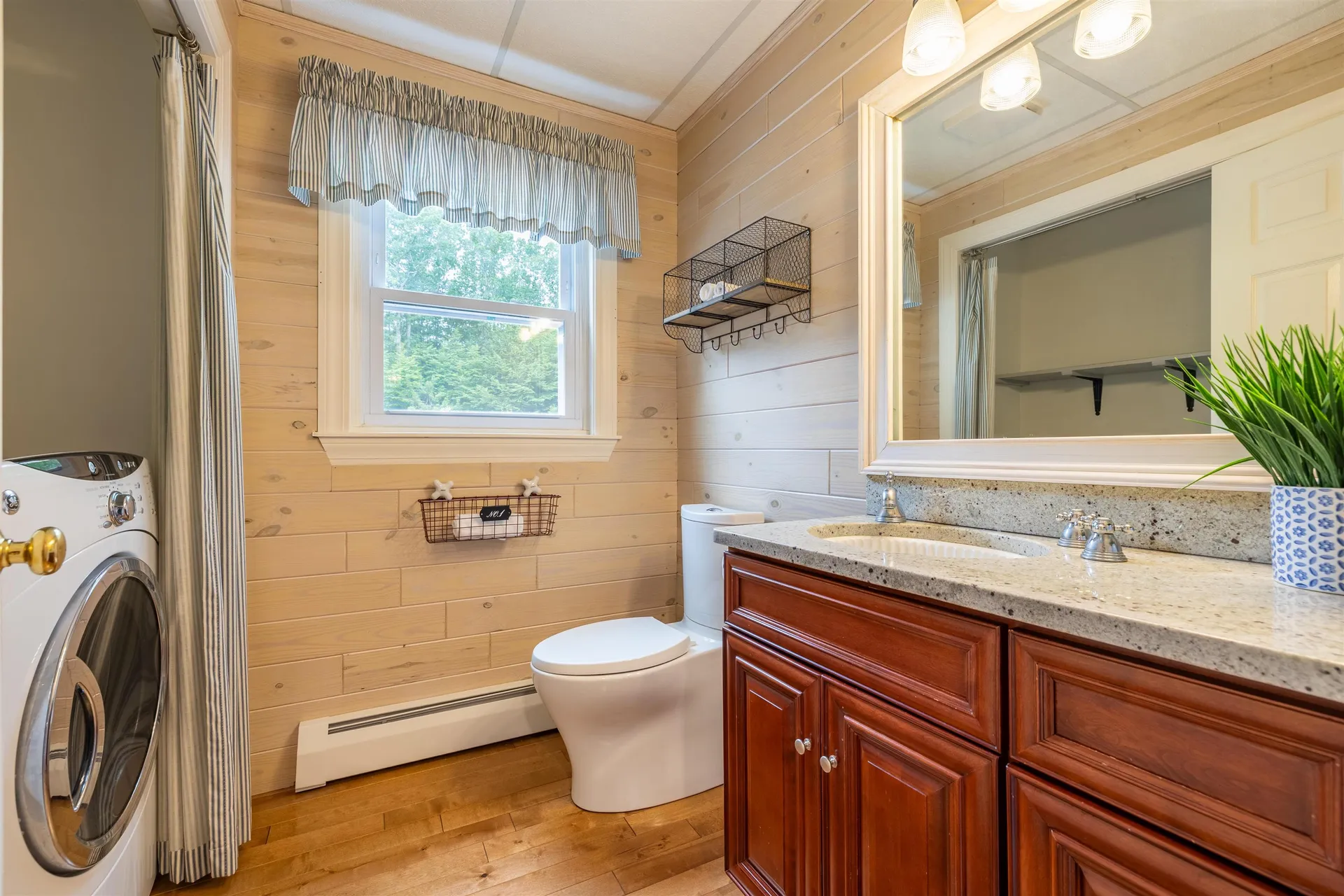 146 Old Sandown Road Chester NH 03036