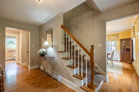 146 Old Sandown Road Chester NH 03036