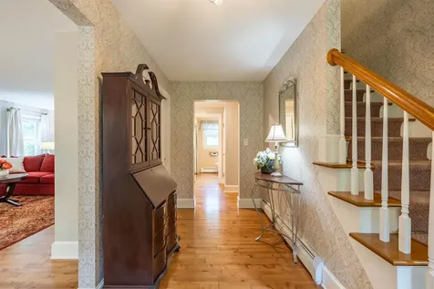 146 Old Sandown Road Chester NH 03036