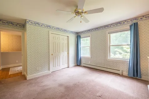 146 Old Sandown Road Chester NH 03036