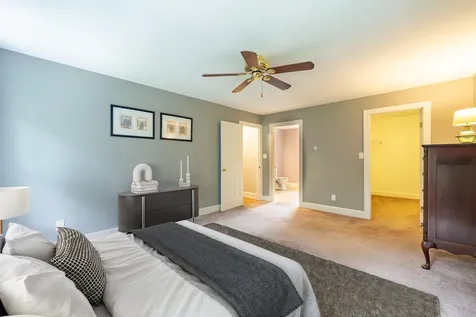 146 Old Sandown Road Chester NH 03036