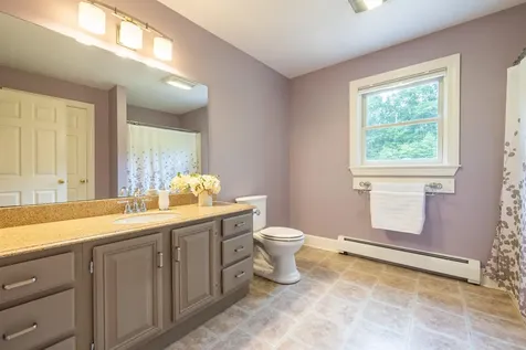 146 Old Sandown Road Chester NH 03036