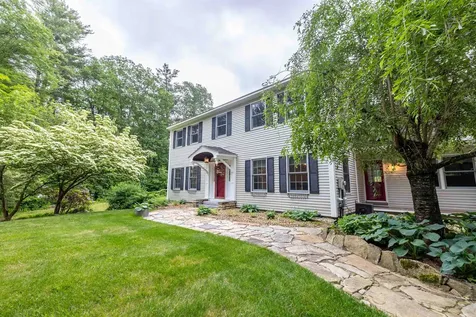 146 Old Sandown Road Chester NH 03036