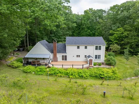 146 Old Sandown Road Chester NH 03036