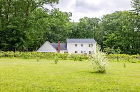 146 Old Sandown Road Chester NH 03036