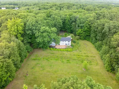 146 Old Sandown Road Chester NH 03036