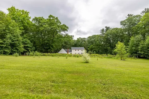 146 Old Sandown Road Chester NH 03036