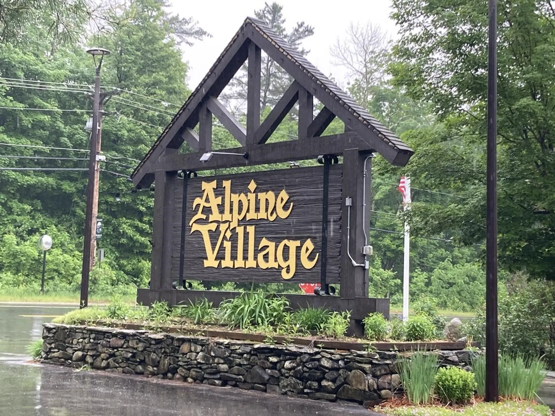 6 Monroe Drive Woodstock NH 03282