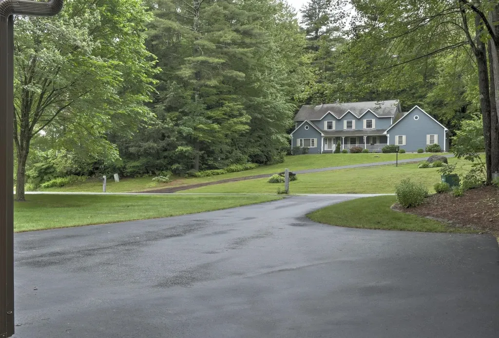 236 Darling Road Keene NH 03431