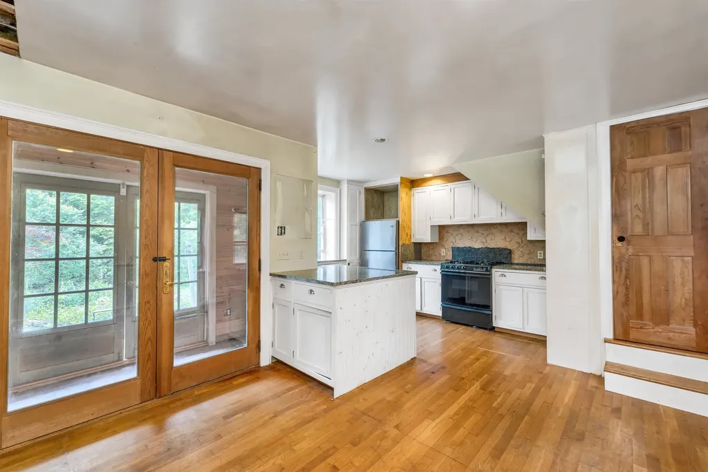 947 Province Road Barnstead NH 03218