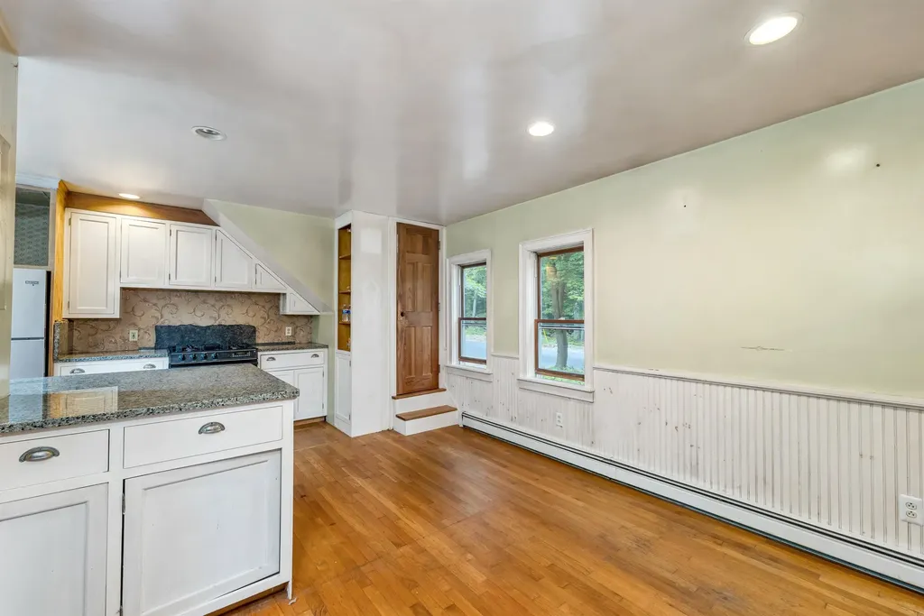 947 Province Road Barnstead NH 03218