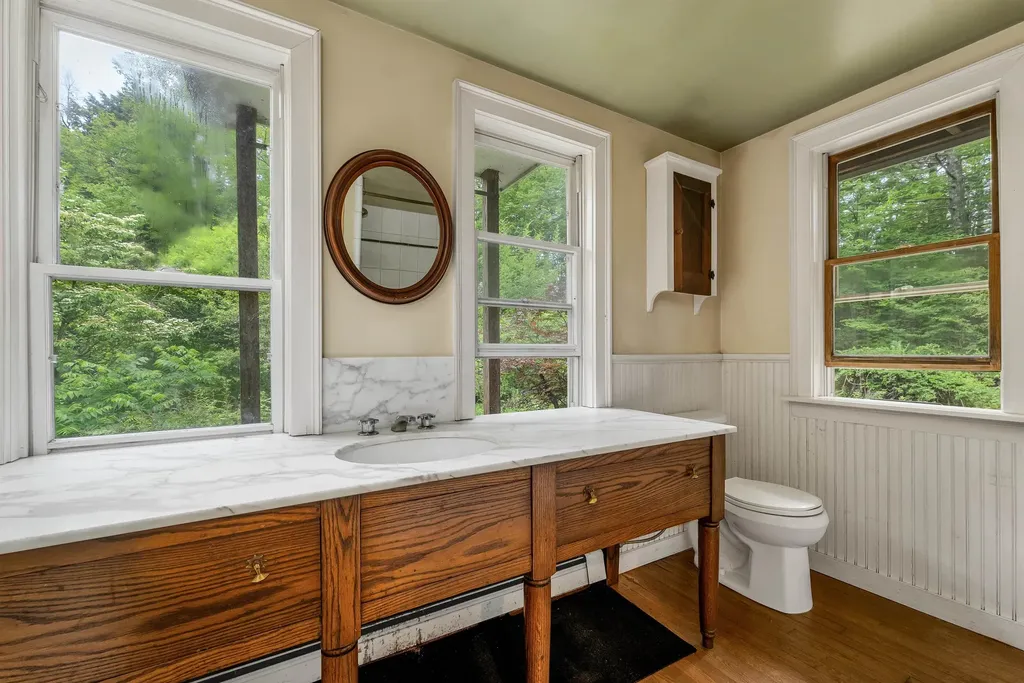 947 Province Road Barnstead NH 03218