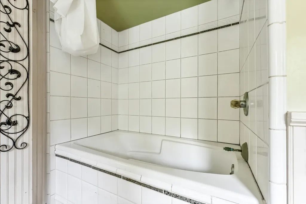 947 Province Road Barnstead NH 03218