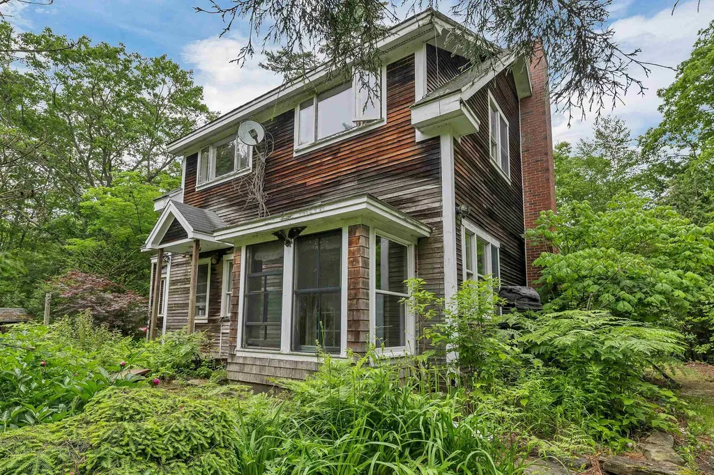 947 Province Road Barnstead NH 03218