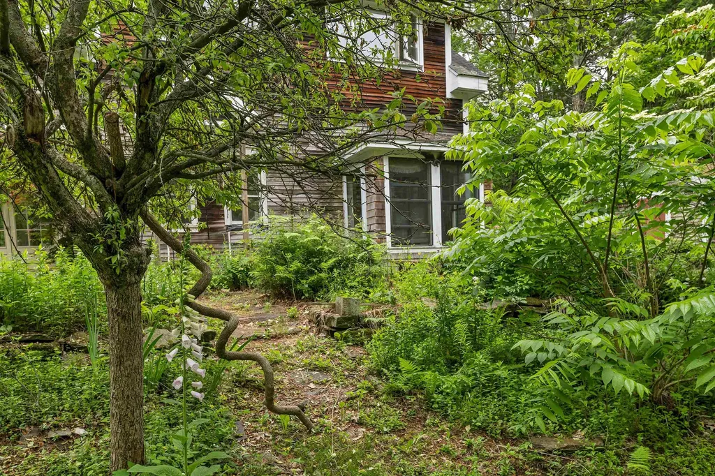 947 Province Road Barnstead NH 03218