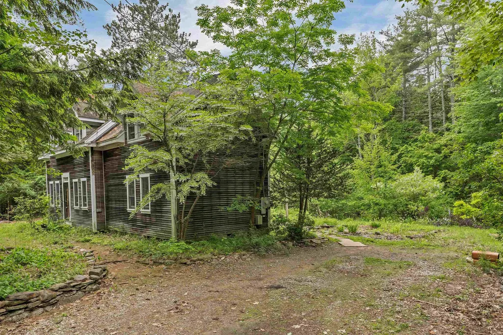 947 Province Road Barnstead NH 03218