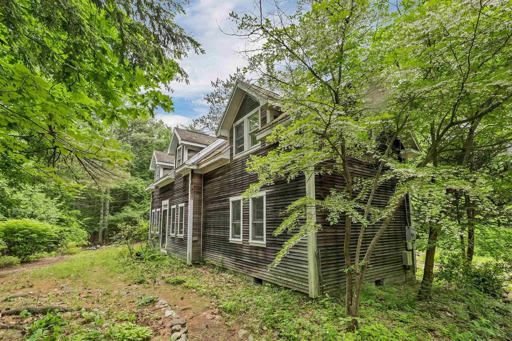 947 Province Road Barnstead NH 03218